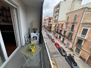 Outdoor dining - Il tuo BNB Bovio 28 von Holiday World by Interhome (Bari)