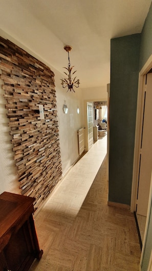 Interior - SEA-FACING APARTMENT WITH TERRACE (Saint-Hilaire-de-Riez)