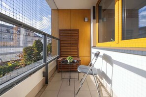 Property grounds - Międzyborska 10 Warsaw | Cozy Apartment | Balcony | PGE Narodowy (Warszawa)