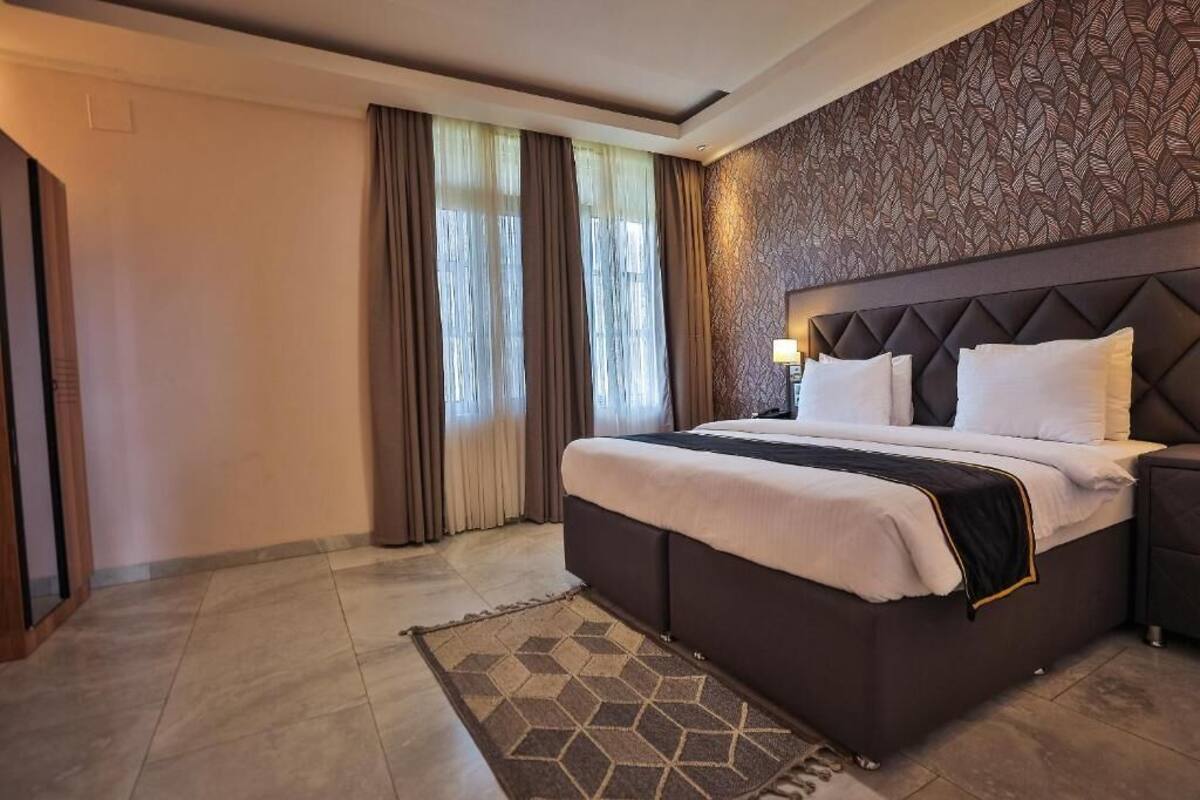 In-room safe, iron/ironing board, free WiFi