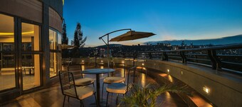 Homefree Hotel by signature
