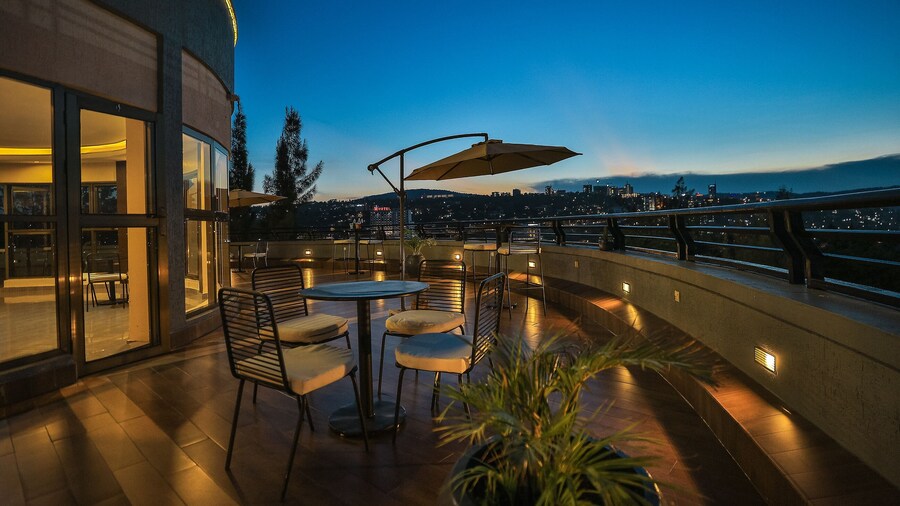 Homefree Hotel by signature