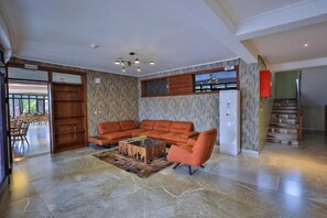 Reception - Homefree Hotel by signature (Kigali)