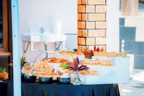 Free daily buffet breakfast - Homefree Hotel by signature (Kigali)