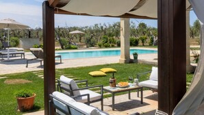 Terrace/patio - Villa mit privatem Pool im Herzen von Apulien by Interhome (Erchie)