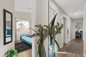 4 Schlafzimmer, Bügeleisen/Bügelbrett, WLAN, Bettwäsche