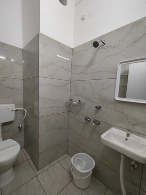 ห้องดีลักซ์ดับเบิล, ระเบียง, วิวเมือง