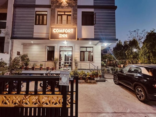 Unclassified image, 1 of 29, button - Hotel comfort inn (Jaipur)