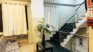 Unclassified image, 5 of 29, button - Hotel comfort inn (Jaipur)