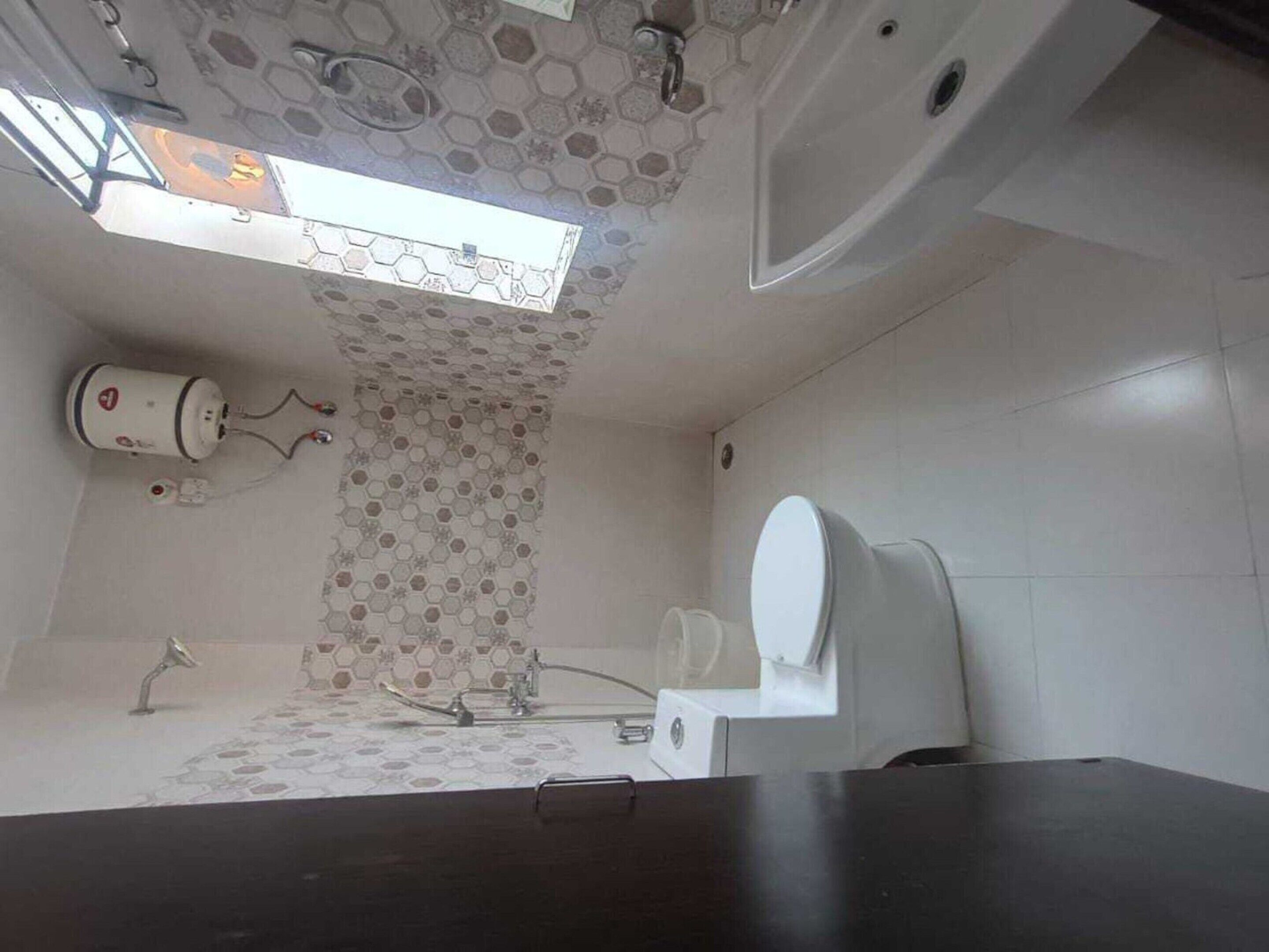 House | Bathroom