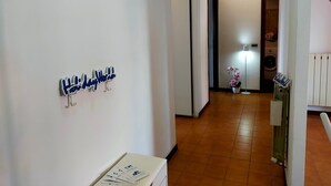 Unclassified image, 2 of 38, button - Wenn in Rom von Holiday World by Interhome (Rome)