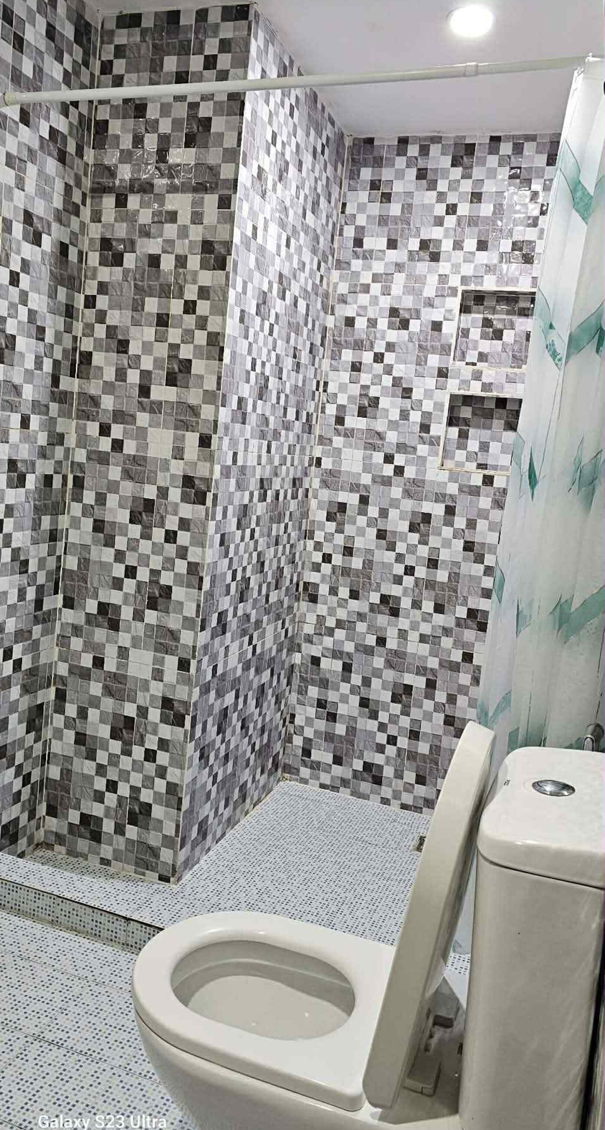 Familjelägenhet - 2 sovrum - balkong - utsikt mot bergen | Badrum | Handdukar och toalettpapper