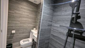 House | Bathroom