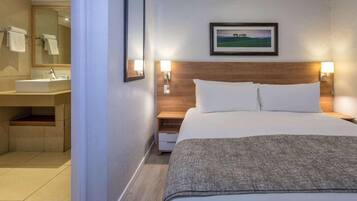 Chalet, Balkon, Gartenblick | Zimmersafe, BĂŒgeleisen/BĂŒgelbrett, kostenloses WLAN