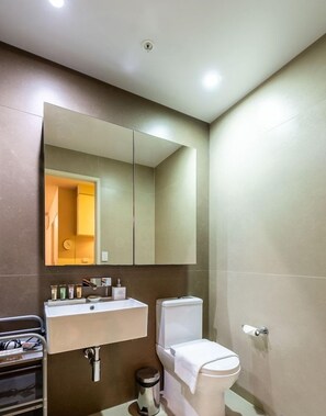 Ảnh chưa phân loại, 2 trong số 48 ảnh, nút