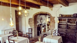 Dining - Übernachtung mit Frühstück by Interhome (Castel Giorgio)