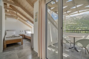 3 chambres, fer et planche Ă repasser, Wi-Fi, draps fournis