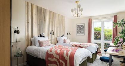 Windsor 3-Bed Executive Apartment near Legoland