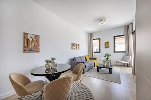 Nicht klassifiziertes Bild, 3 von 19, Schaltfläche