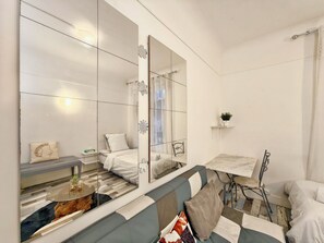 星評価なしの画像、5 / 10、ボタン