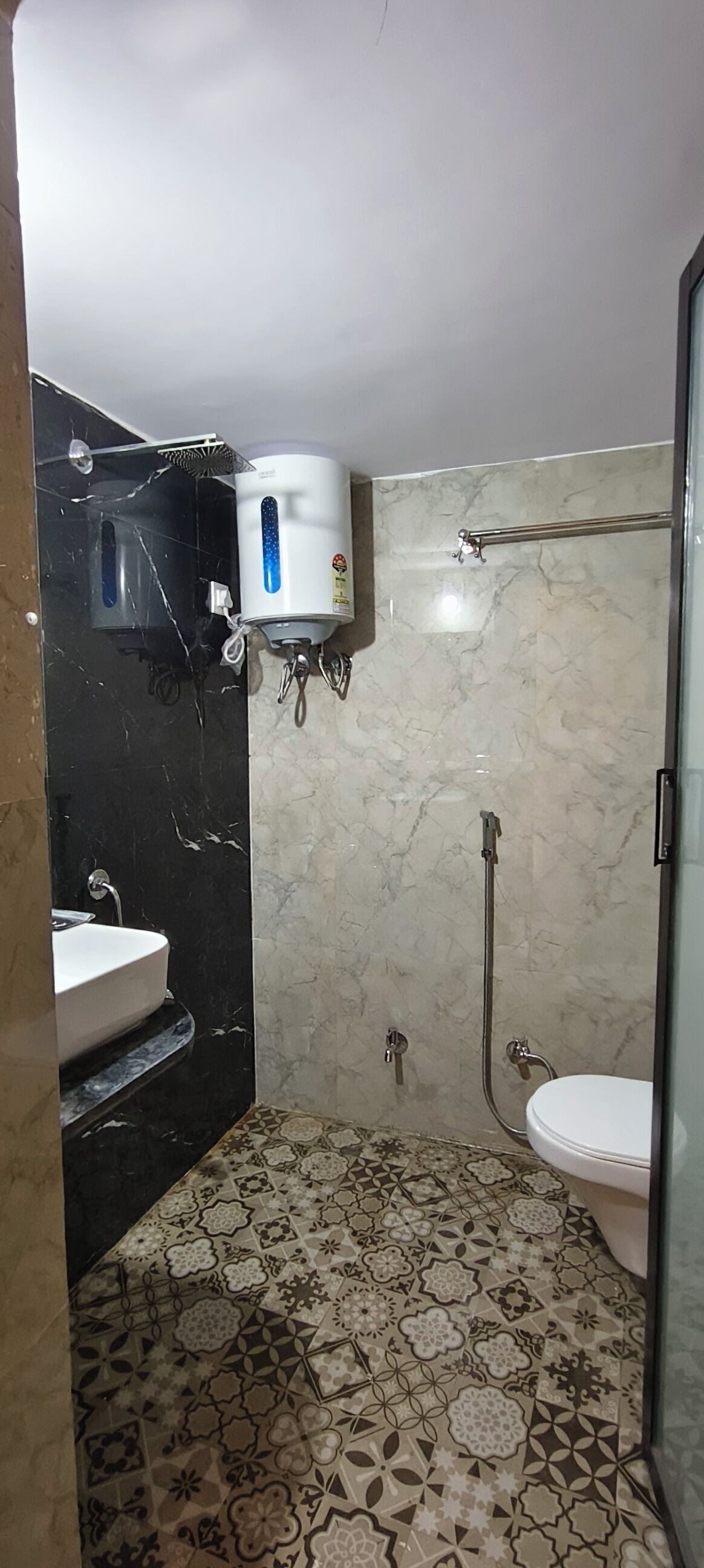 Quarto casal ou duplo superluxo, vista para a montanha