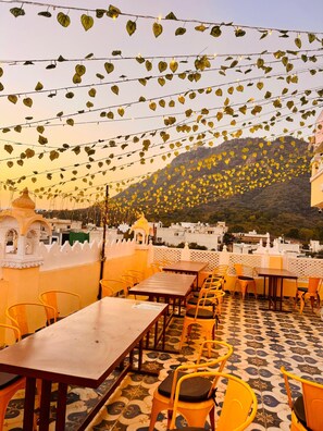 Unclassified image, 2 of 24, button - Shree ji palace (Udaipur)