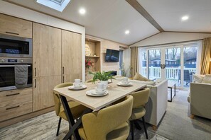 Interior - Host & Stay | Honey Bee Lodge (Pocklington)