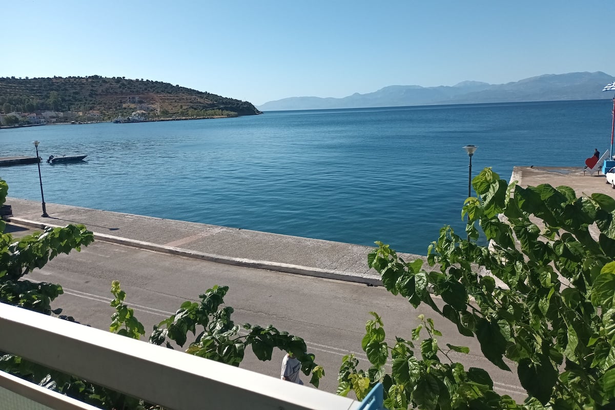 Căn hộ, ban công, quang cảnh bãi biển