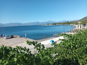 อพาร์ทเมนท์, ระเบียง, วิวชายหาด