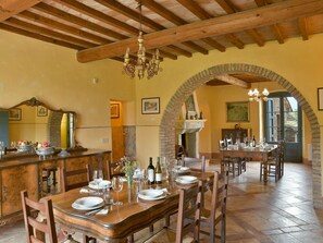 Dining - Ferienvilla 'Ginestra 20' mit eigenem Pool by Interhome (Bibbona)