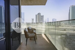 Property grounds - Bloomfields Fabiouluxe 1br Al Marya (Abu Dhabi)