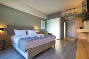 Deluxe Double or Twin Room, Pool View | In-room safe, blackout drapes, free WiFi, bed sheets - Bella Pais Hotel (Maleme)