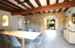 Dining - Villa Crever (Pollença)