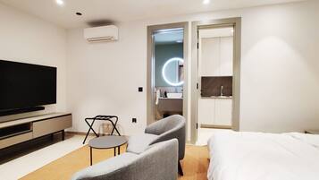 5 chambres, fer et planche à repasser, lit parapluie, Wi-Fi gratuit