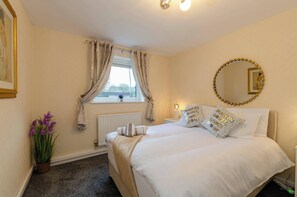 Unclassified image, 5 of 11, button - 1 Bed- Sleeps 2 - Pet Friendly - City Centre (Preston)