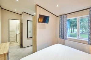 2 habitaciones, acceso a internet y ropa de cama 