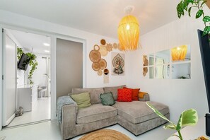 TV - Quiet Comfort in São Domingos da Rana (São Domingos de Rana)