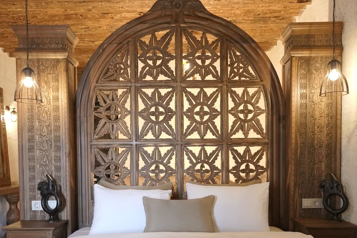 In-room safe, blackout drapes, soundproofing, free WiFi