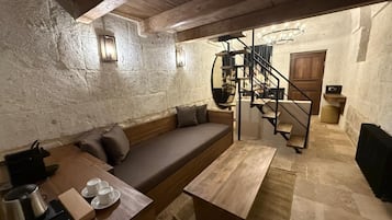 Romantic Room | Living area | Heated floors, printers
