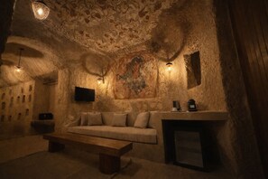 Suite Mewah, patio | Area keluarga