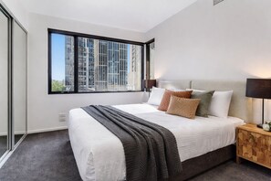3 chambres, bureau, fer et planche à repasser, Wi-Fi gratuit