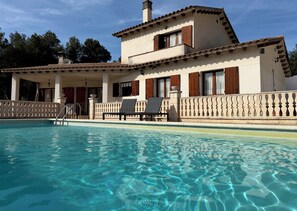 Utomhuspool