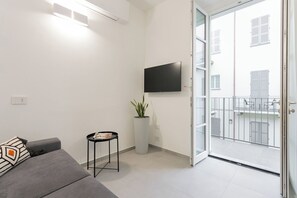 TV - Residence in Como with 1 bedrooms sleeps 4 (Como)