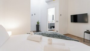 Iron/ironing board, free WiFi - Residence in Como with 0 bedrooms sleeps 2 (Como)