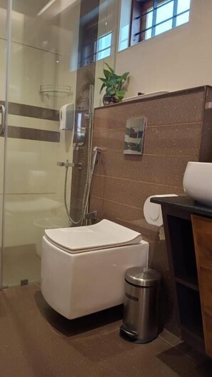 Cottage, Garden View