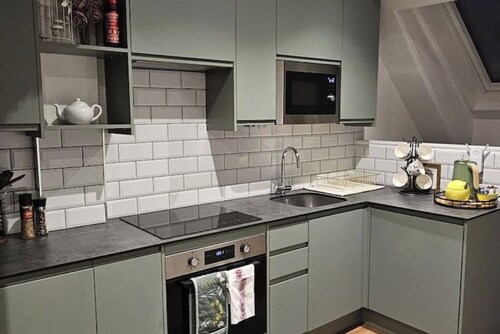 Stylish 2-Bed Apartment in the Heart of Windsor – Walk to Windsor Castle