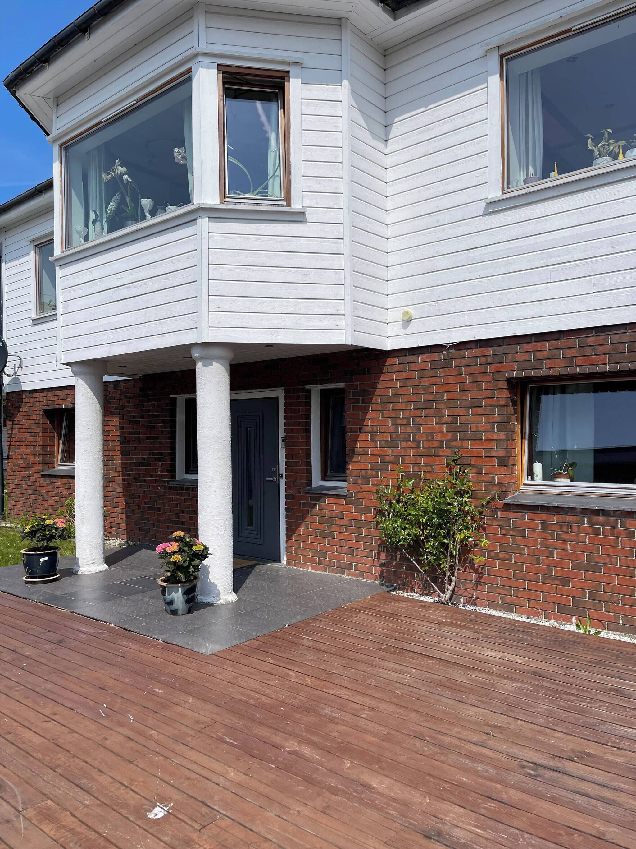 Shared Dormitory, 1 Bedroom, Balcony, Mountain View | Exterior detail