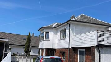 Shared Dormitory, 1 Bedroom, Balcony, Mountain View | Exterior