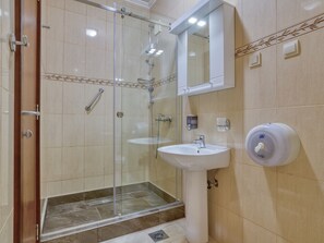 Immagine non classificata, 3 di 18, pulsante