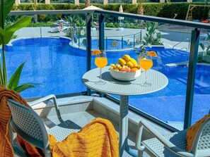 Pool - Qoople Aria-07 neue Wohnung im Stadtzentrum by Interhome (Alanya)